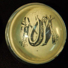 Load image into Gallery viewer, Vintage Bridle Rosettes Farrier Motif