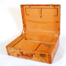 Load image into Gallery viewer, Vintage Suitcase in Tooled Leather