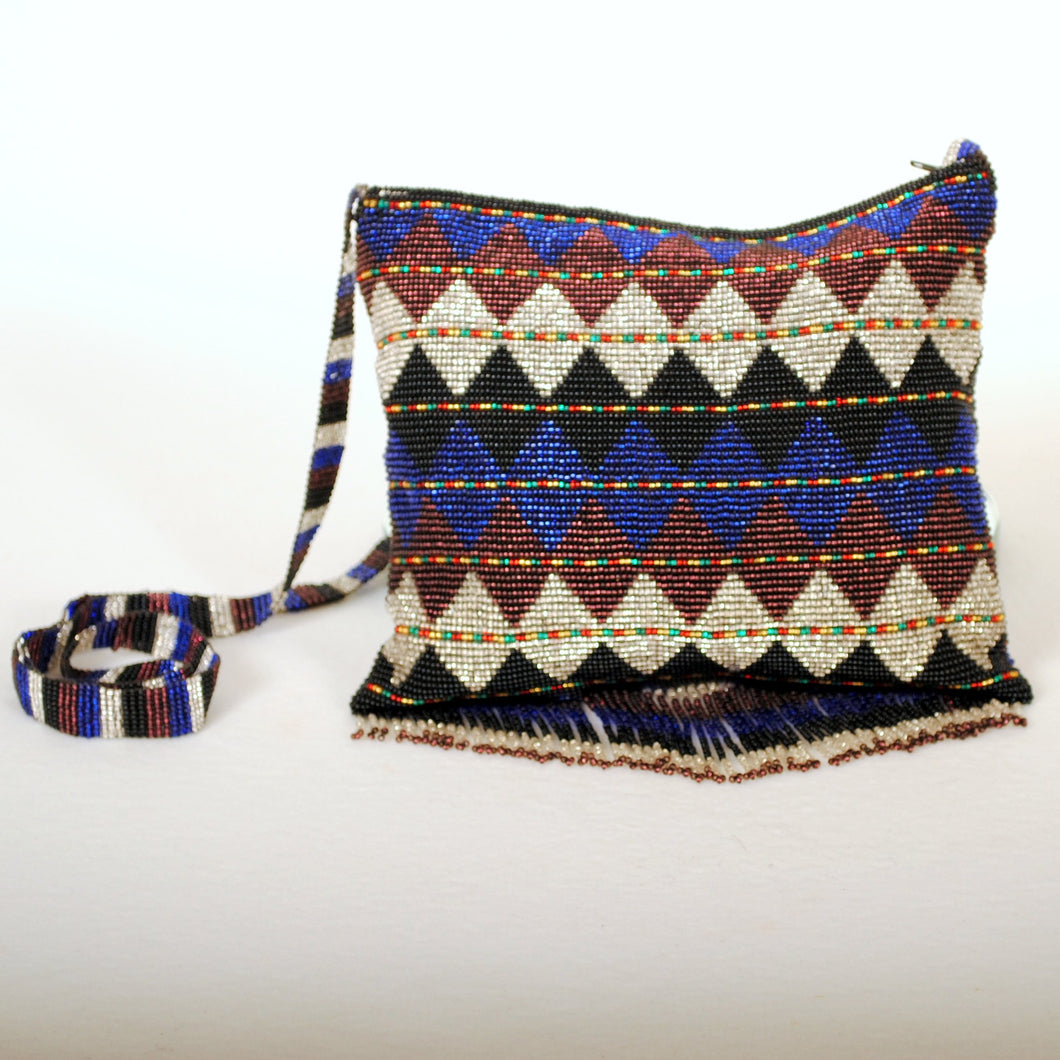 Native American Indian Beaded Bag N105